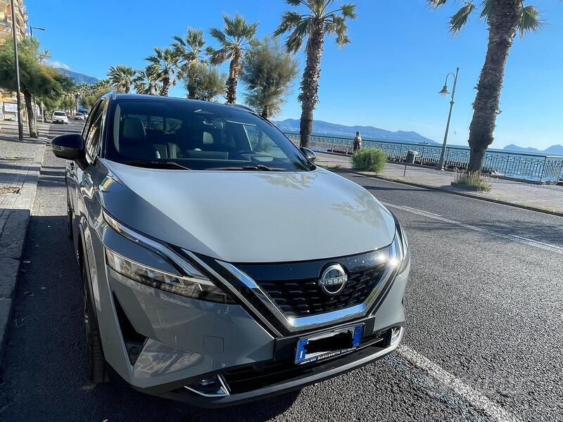 Usata Nissan Qashqai Tekna+ 190 CV (139 kW) 2023 Grigio SUV
