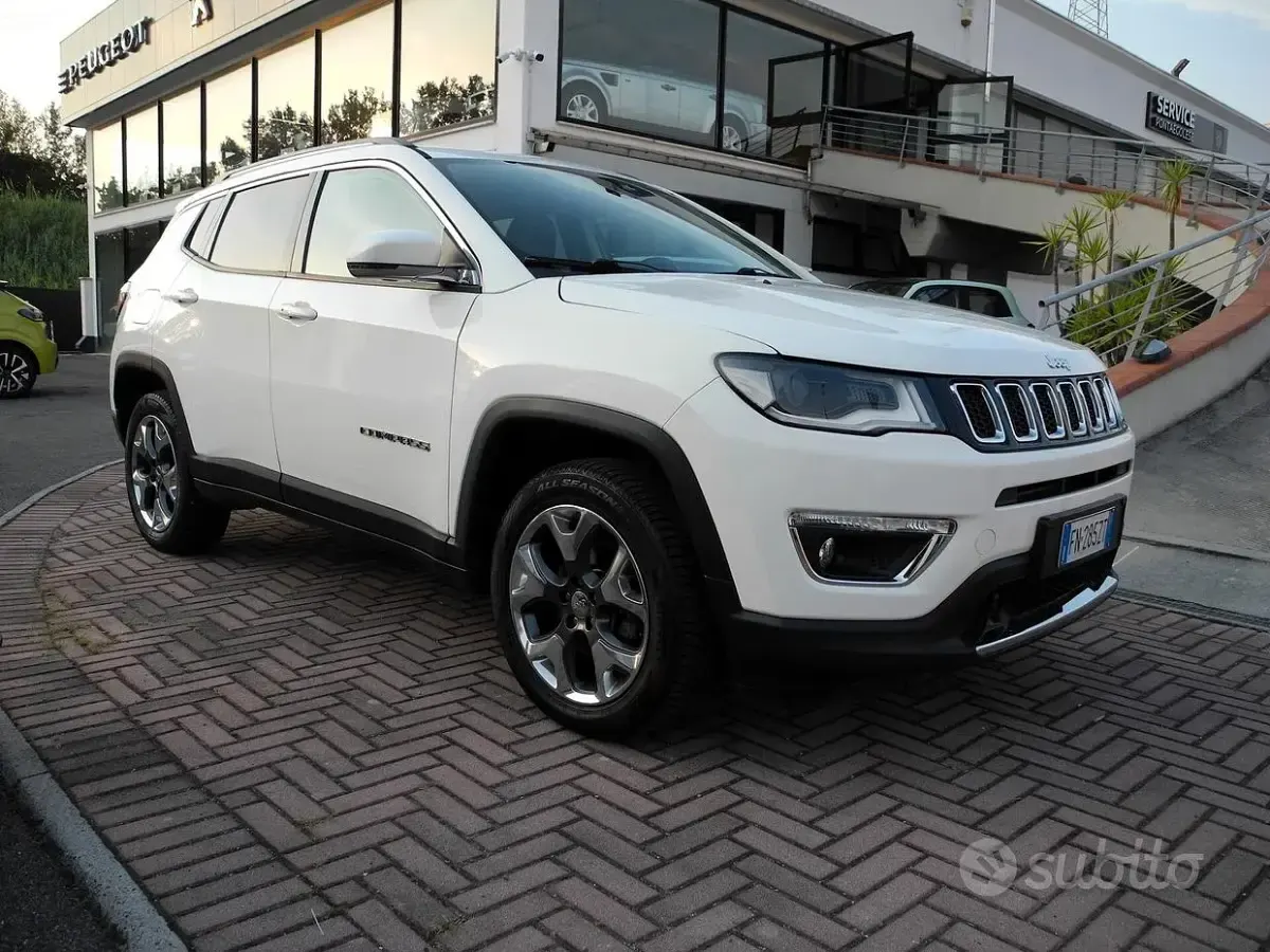 Usata Jeep Compass Limited 140 CV (102 kW) 2018 Bianco SUV