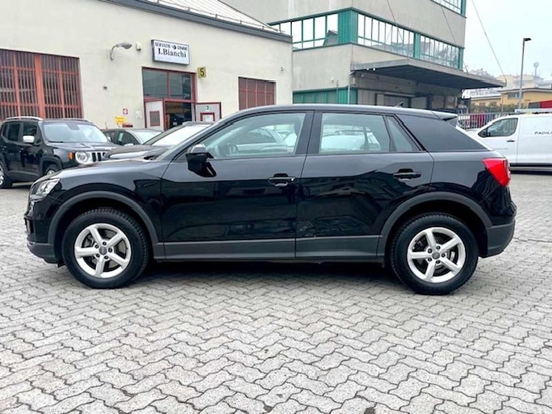 Usata Audi Q2 Ambiente 116 CV (85 kW) 2017 Nero SUV