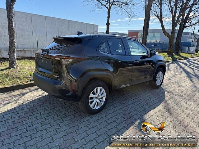 Usata Toyota Yaris Cross Business Edition 92 CV (67 kW) 2023 Nero SUV