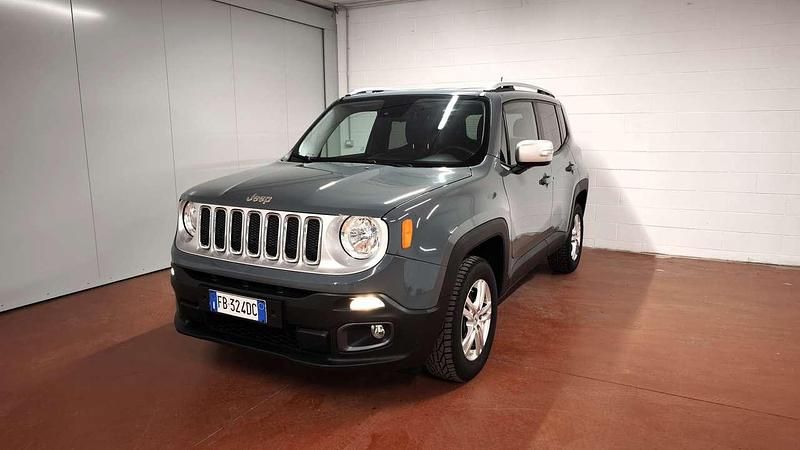 Usata Jeep Renegade Limited 140 CV (102 kW) 2015 Grigio SUV