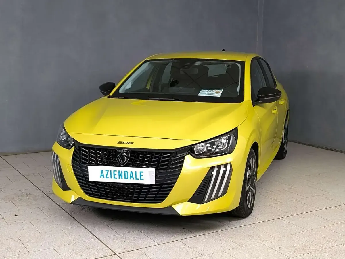 Usata Peugeot 208 Active 101 CV (74 kW) 2024 Utilitaria