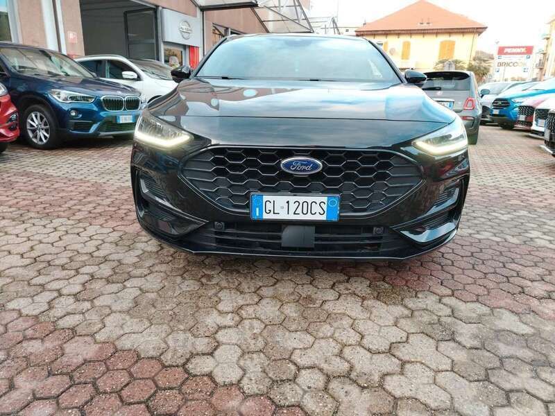 Usata Ford Focus ST-Line 125 CV (91 kW) 2023 Nero Berlina