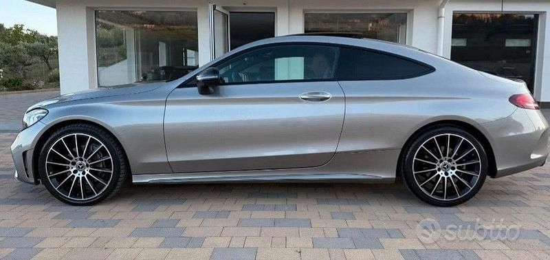 Usata Mercedes C200 184 CV (135 kW) 2019 Grigio Coupé
