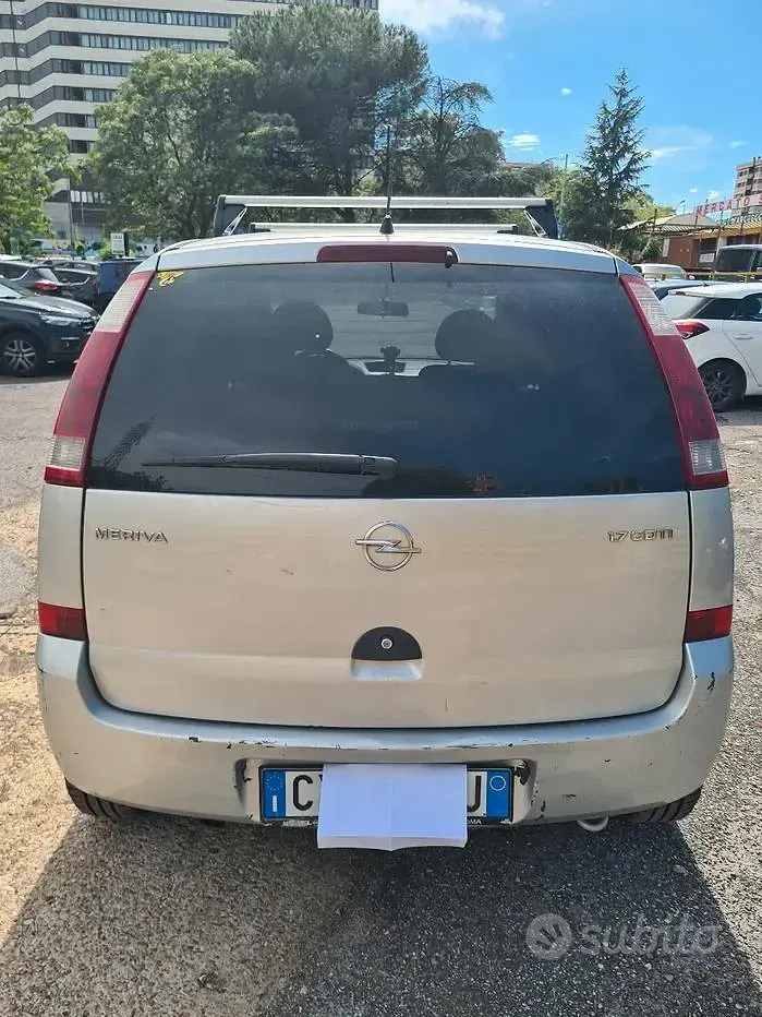 Usata Opel Meriva 101 CV (74 kW) 2005 Grigio Monovolume