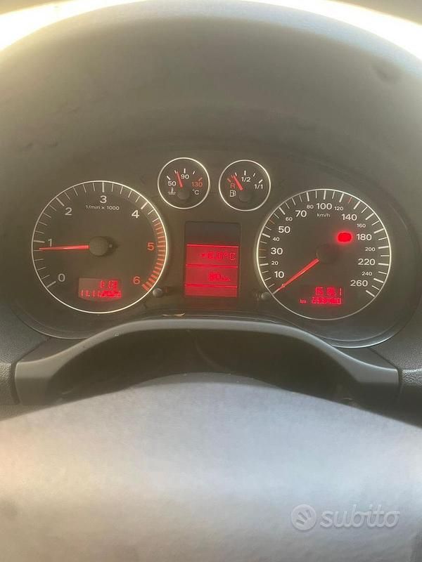 Usata Audi A3 140 CV (102 kW) 2003 Grigio Utilitaria
