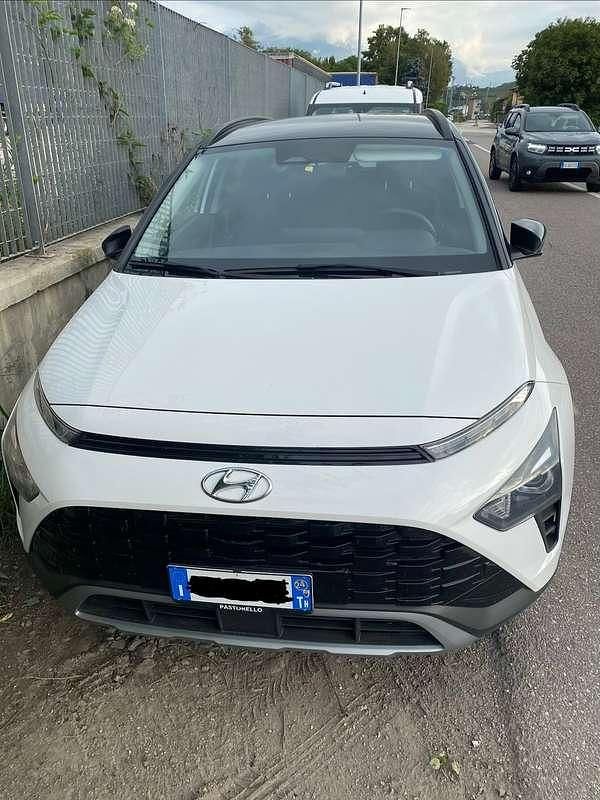 Usata Hyundai Bayon 101 CV (74 kW) 2024 Bianco SUV