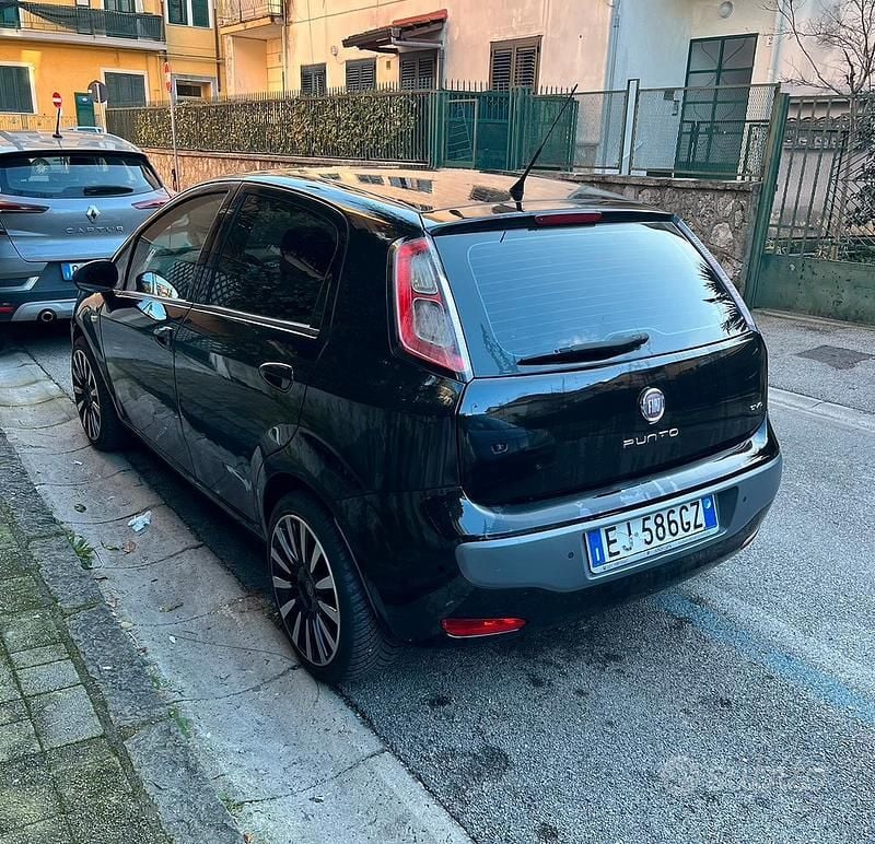 Usata Fiat Punto Evo 95 CV (69 kW) 2011 Utilitaria