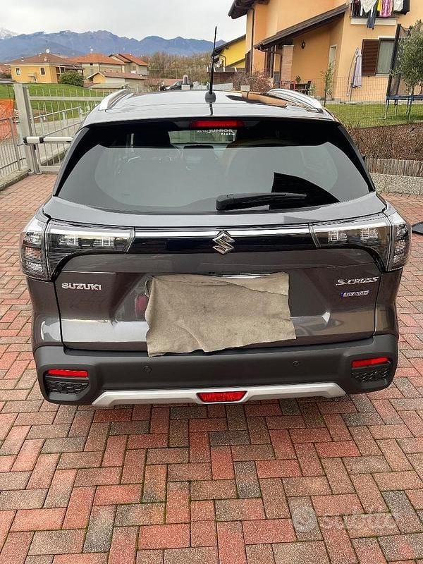 Usata Suzuki SX4 S-Cross 130 CV (95 kW) 2024 Grigio SUV