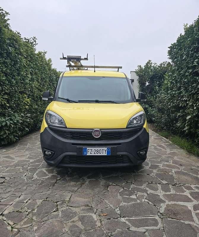 Usata Fiat Doblò 95 CV (69 kW) 2019 Monovolume