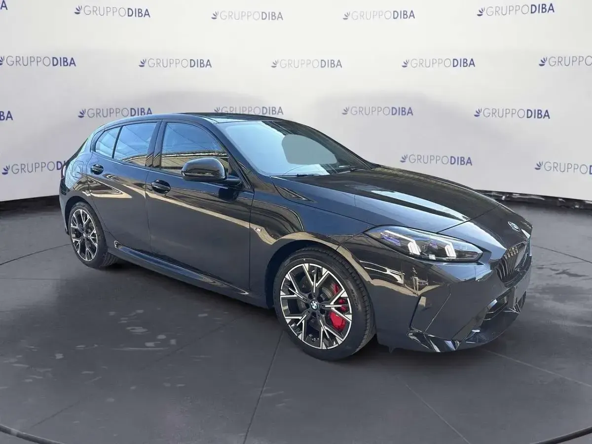 Usata BMW 120 M Sport 163 CV (119 kW) 2025 Nero Utilitaria