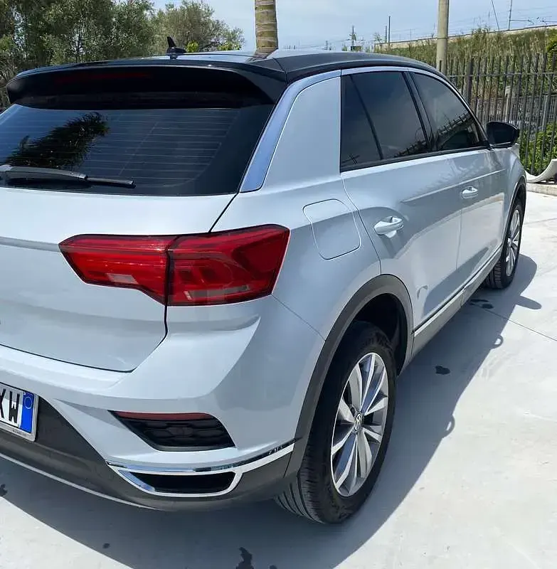 Usata VW T-Roc Style 116 CV (85 kW) 2020 Bianco SUV