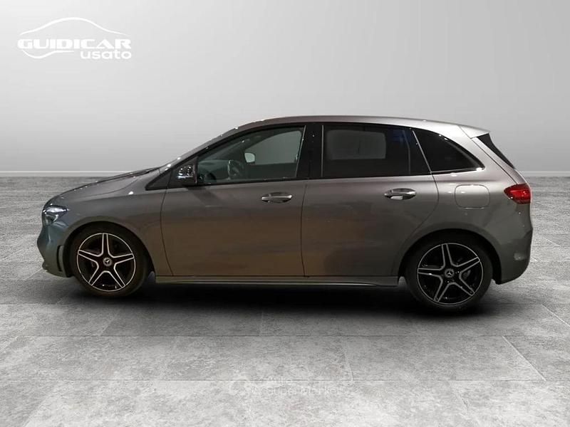 Usata Mercedes B180 Advanced Plus 116 CV (85 kW) 2024 Grigio Monovolume