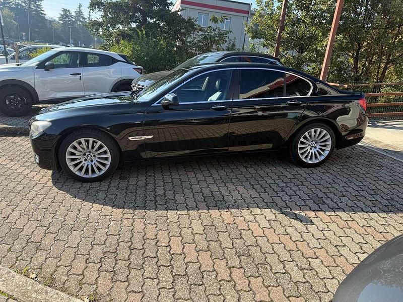 Usata BMW 730 245 CV (180 kW) 2012 Nero Berlina