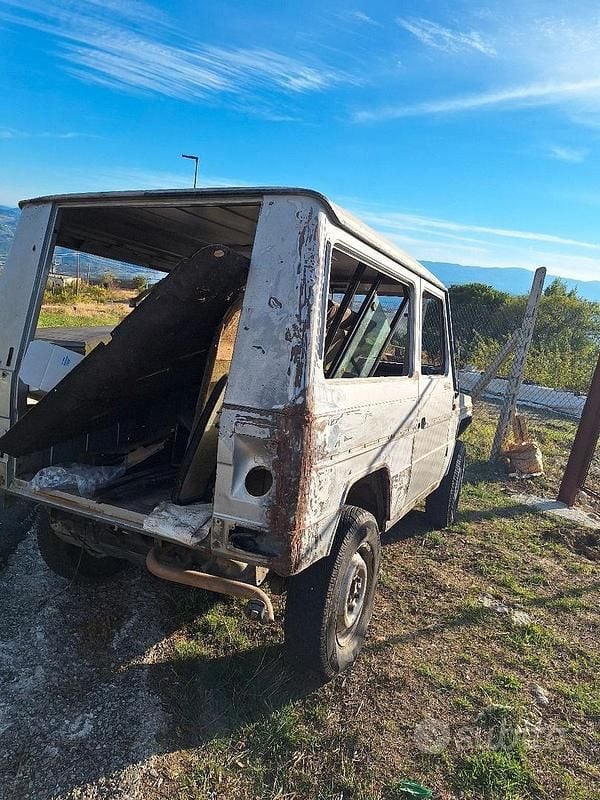Usata Mercedes G240 1982 Grigio SUV