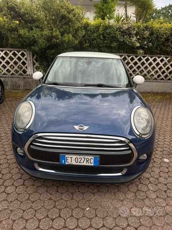 Usata Mini Cooper D 2014 Blu Utilitaria