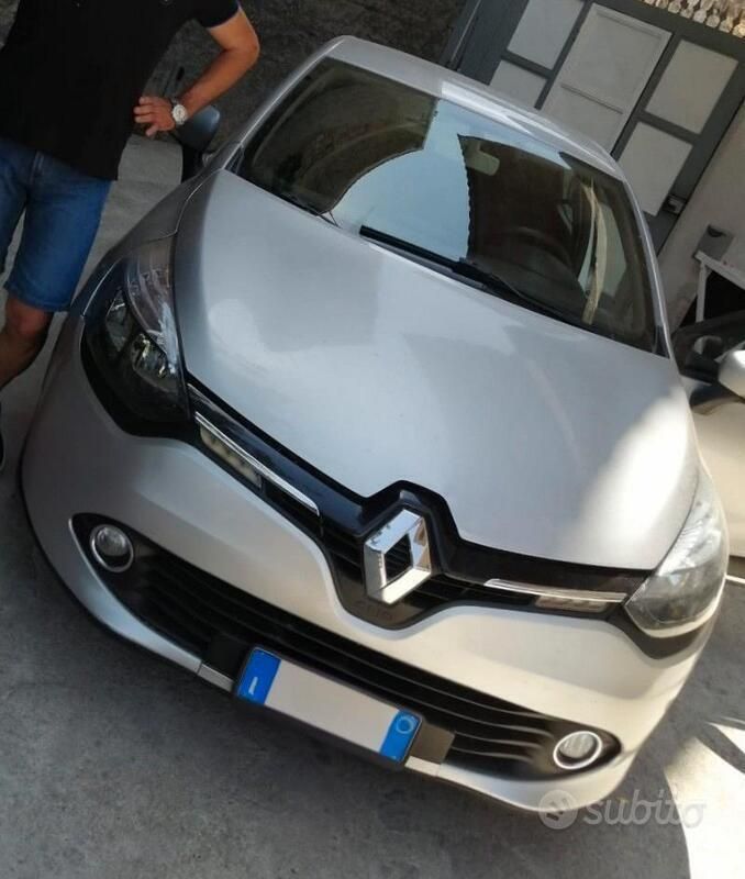 Usata Renault Clio IV 73 CV (53 kW) 2014 Grigio Berlina