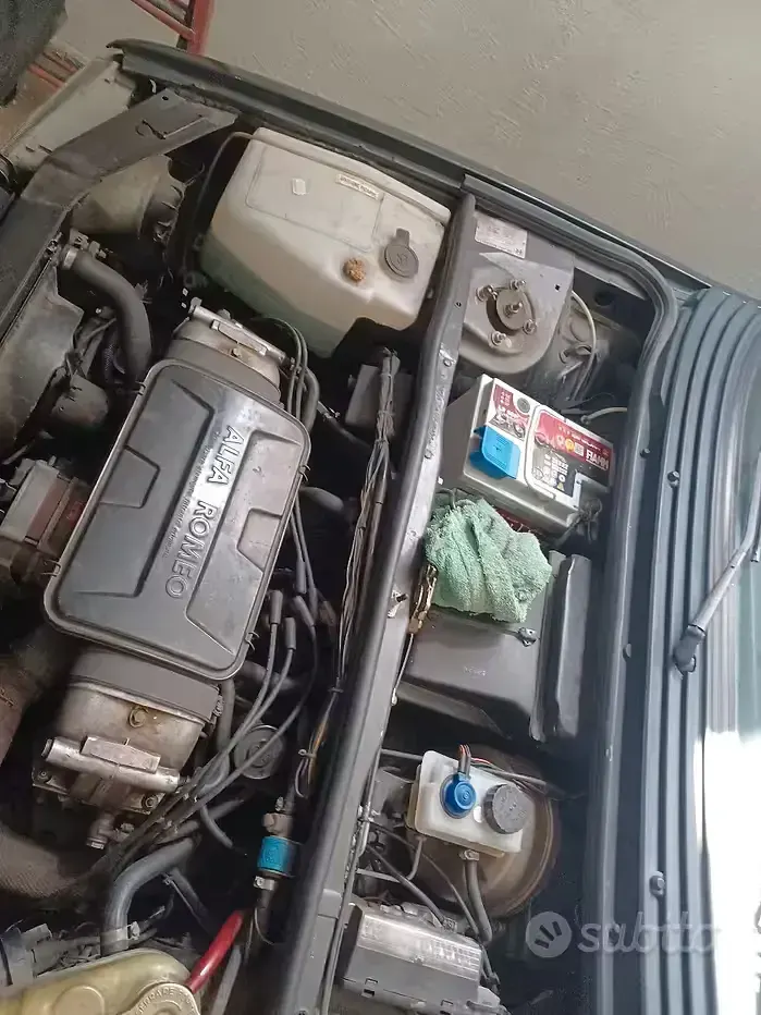 Usata Alfa Romeo 33 105 CV (77 kW) 1989 Grigio Berlina
