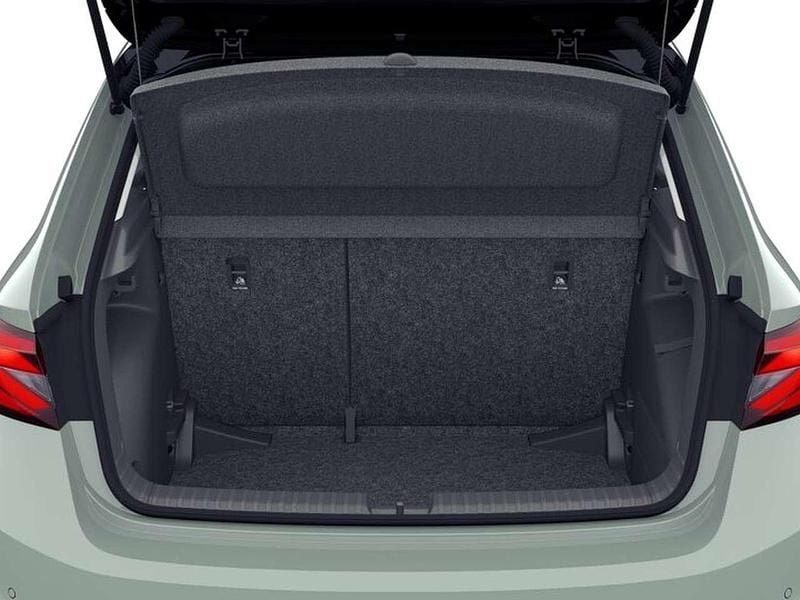 Nuova Skoda Fabia 95 CV (69 kW) 2026 Verde dolomite nero tulipano p Utilitaria