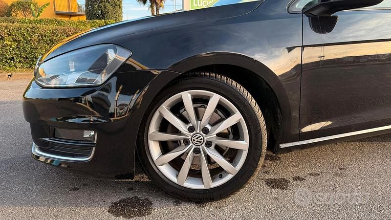 Usata VW Golf VII Highline 105 CV (77 kW) 2013 Nero Berlina