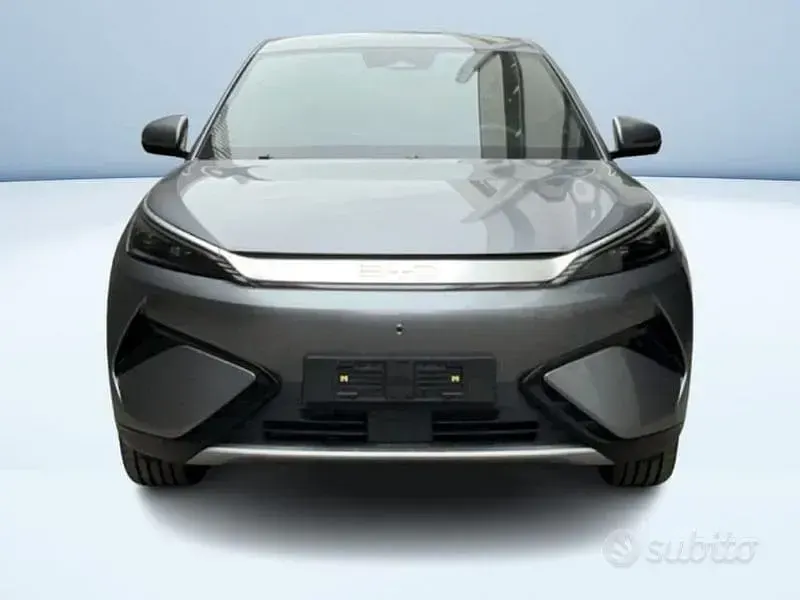 Nuova BYD Atto 3 Design 2026 Grigio SUV