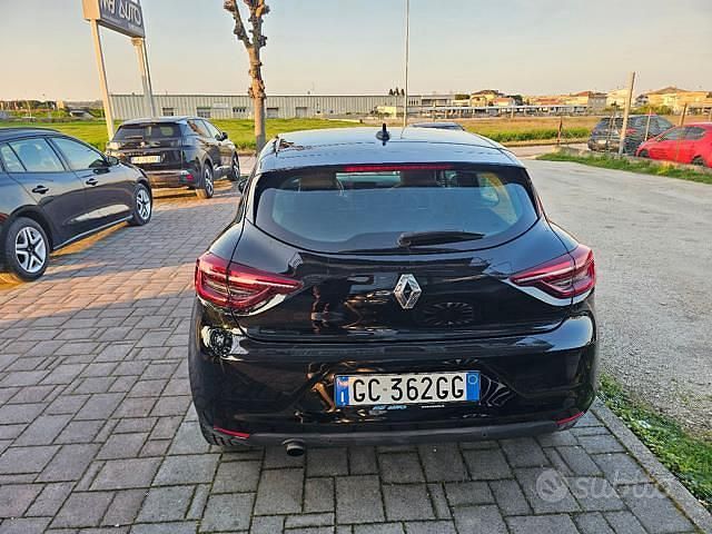 Usata Renault Clio V Business 101 CV (74 kW) 2020 Nero Berlina