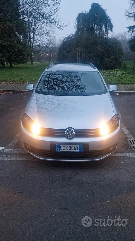 Usata VW Golf VI Highline 104 CV (76 kW) 2010 Grigio Utilitaria