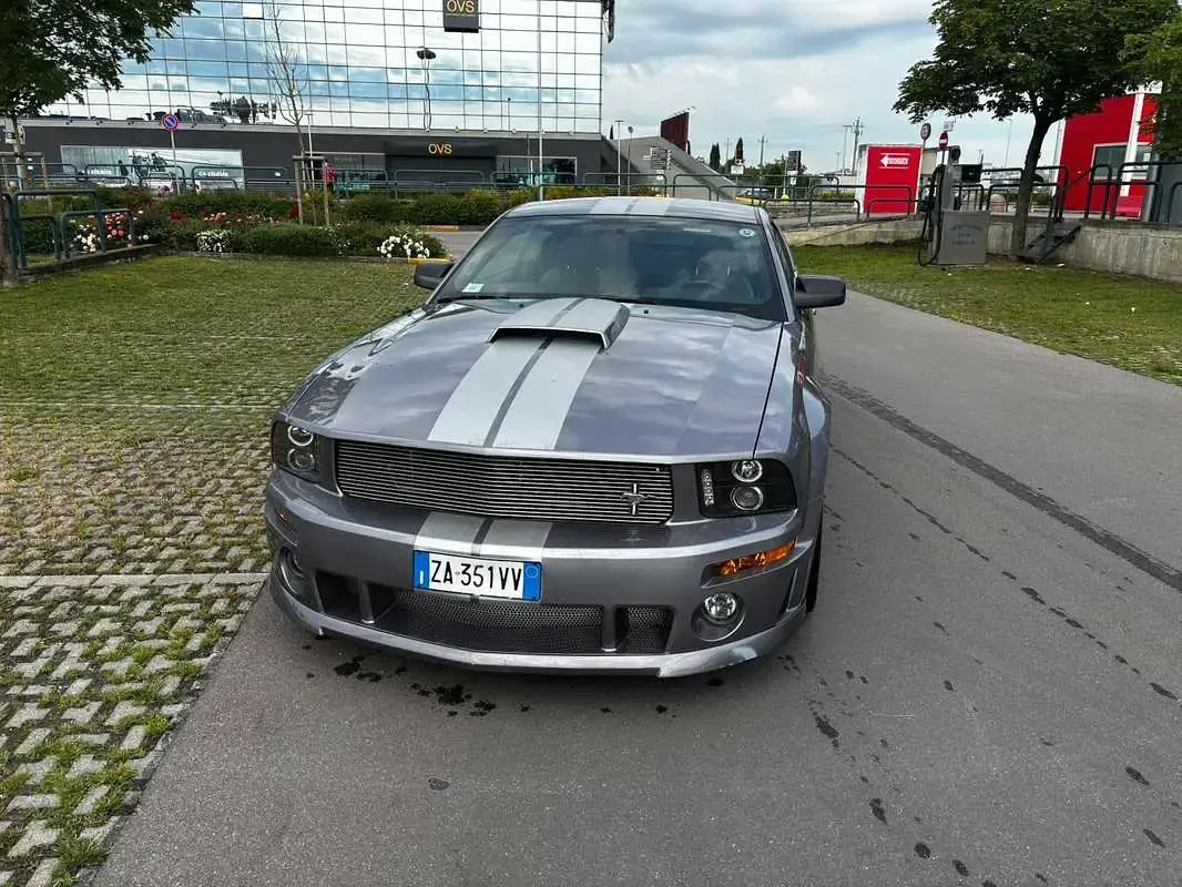 Usata Ford Mustang GT 306 CV (225 kW) 2015 Argento Coupé