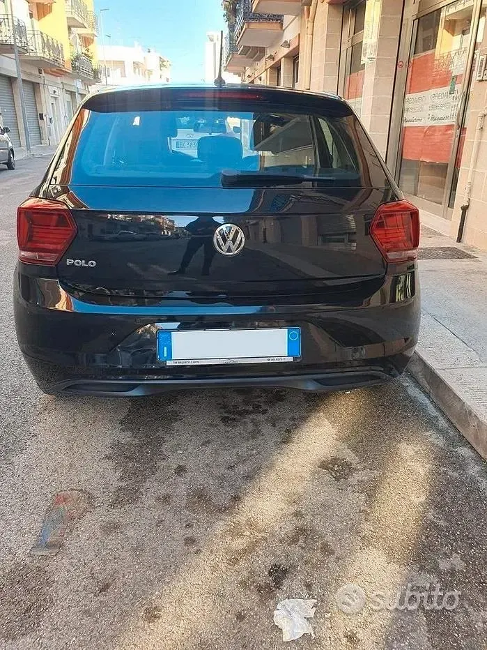 Usado VW Polo 80 CV (58 kW) 2019 Negro Utilitario