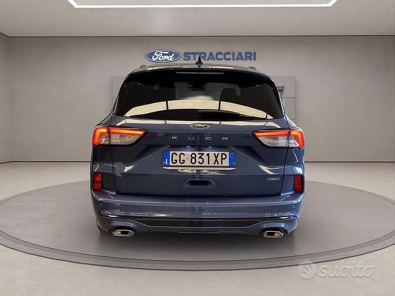 Usata Ford Kuga ST-Line 225 CV (165 kW) 2021 Blu metallizzato SUV