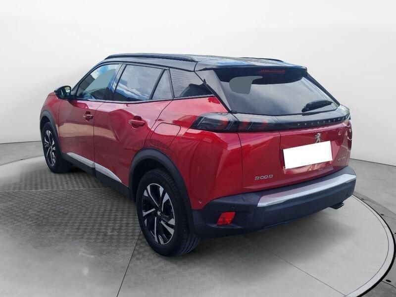 Usata Peugeot 2008 GT-line 102 CV (75 kW) 2020 Bordeaux SUV