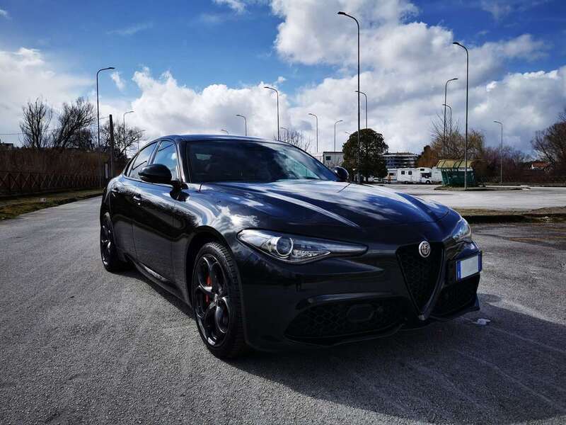 Usato 2021 Alfa Romeo Giulia 2.0 Benzin 280 CV (40.900 €)
