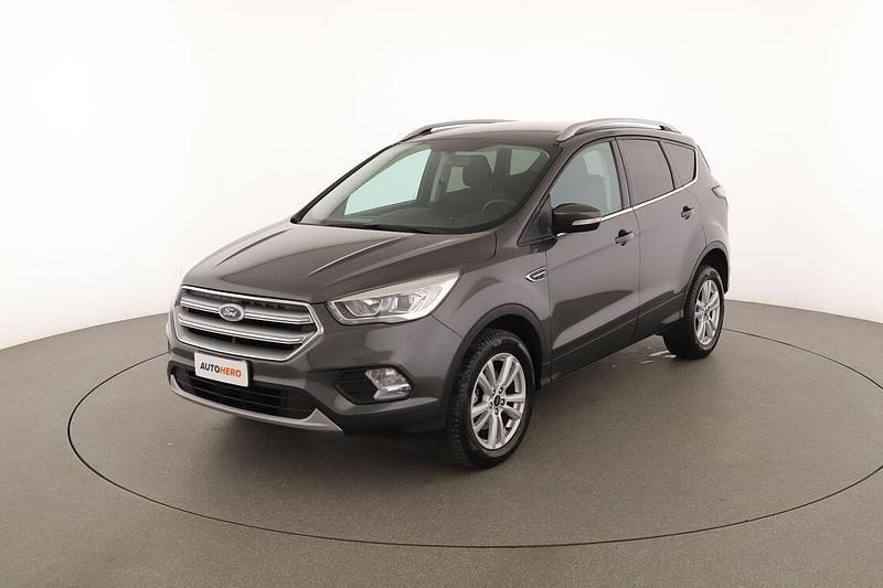 Usata Ford Kuga Business Edition 120 CV (88 kW) 2019 Grigio SUV