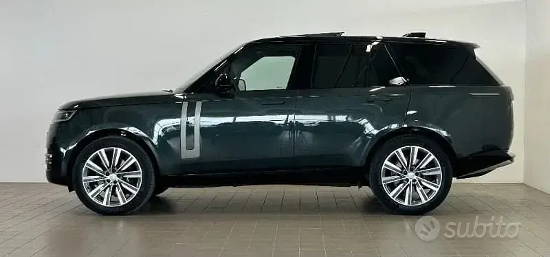 Usata Land Rover Range Rover HSE 248 CV (182 kW) 2025 Verde SUV