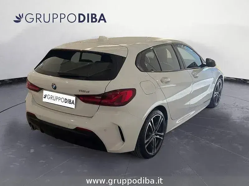 Usata BMW 116 M Sport 116 CV (85 kW) 2022 Bianco Utilitaria