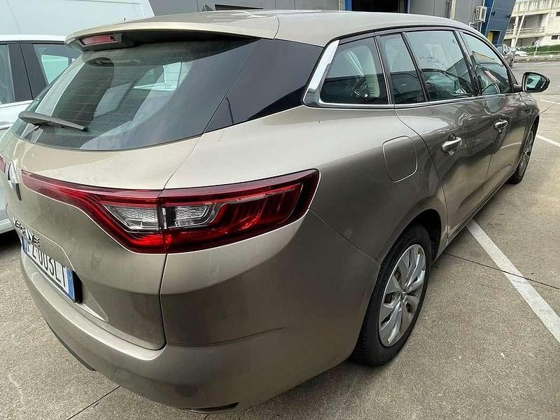 Usata Renault Mégane IV 95 CV (69 kW) 2019 Station wagon
