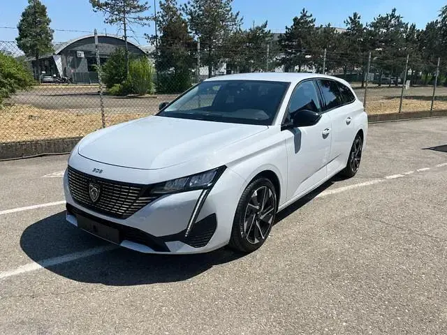 Usata Peugeot 308 Allure 131 CV (96 kW) 2025 Bianco Station wagon
