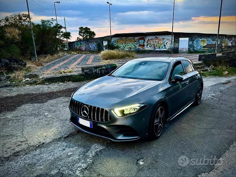 Usata Mercedes A200 Premium 150 CV (110 kW) 2021 Grigio Berlina