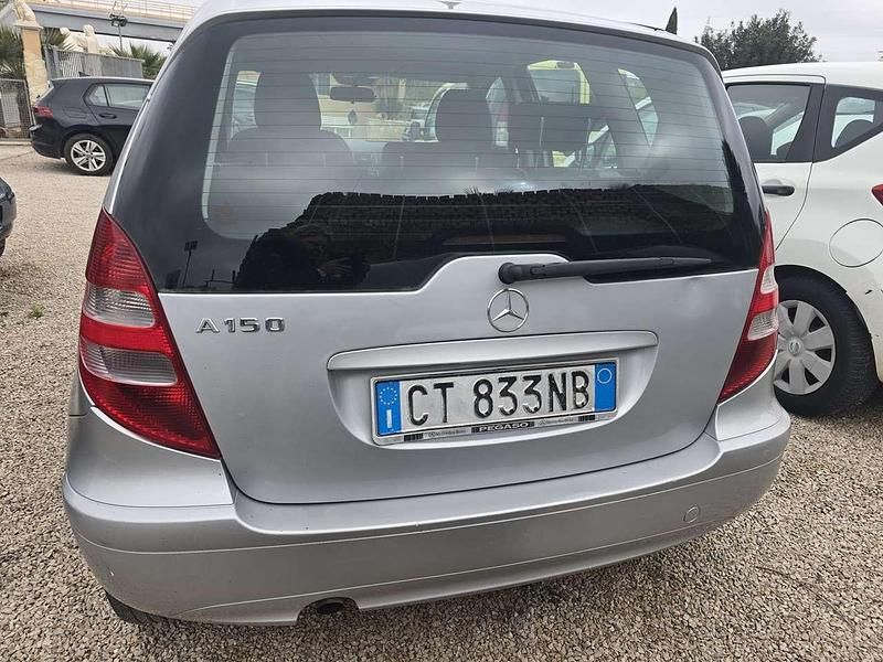 Usata Mercedes A150 Classic 95 CV (69 kW) 2005 Grigio Monovolume
