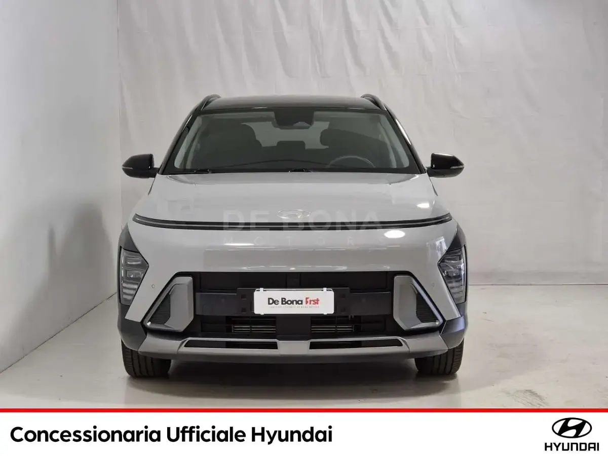 Usata Hyundai Kona Comfort 120 CV (88 kW) 2023 Grigio SUV