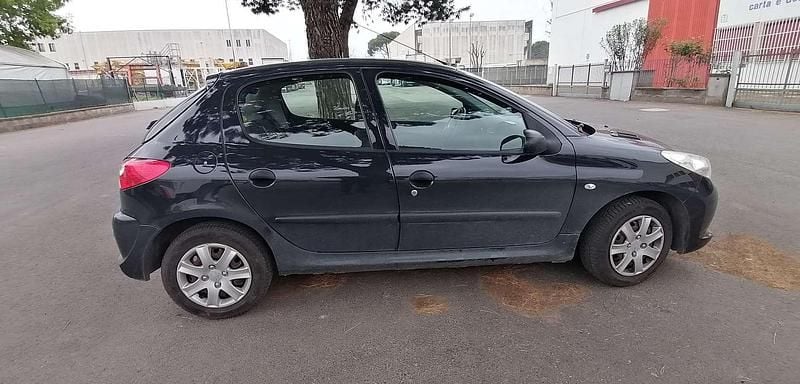 Usata Peugeot 206 60 CV (44 kW) 2011 Nero Berlina