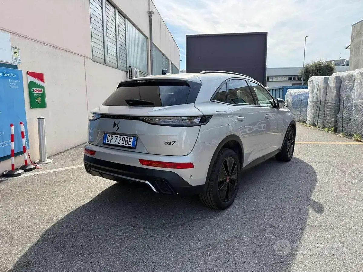 Usata DS Automobiles DS7 Crossback Performance 131 CV (96 kW) 2023 Grigio SUV