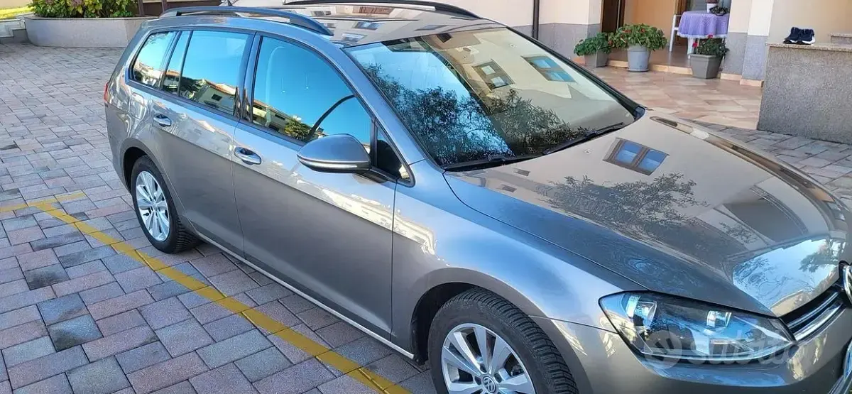 Usata VW Golf VII 110 CV (80 kW) 2016 Grigio Station wagon