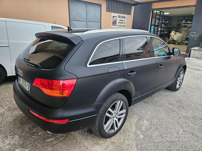 Nero Usata 2008 Audi Q7 SUV | 9000 € (Molto cara) - Immagine 1/4