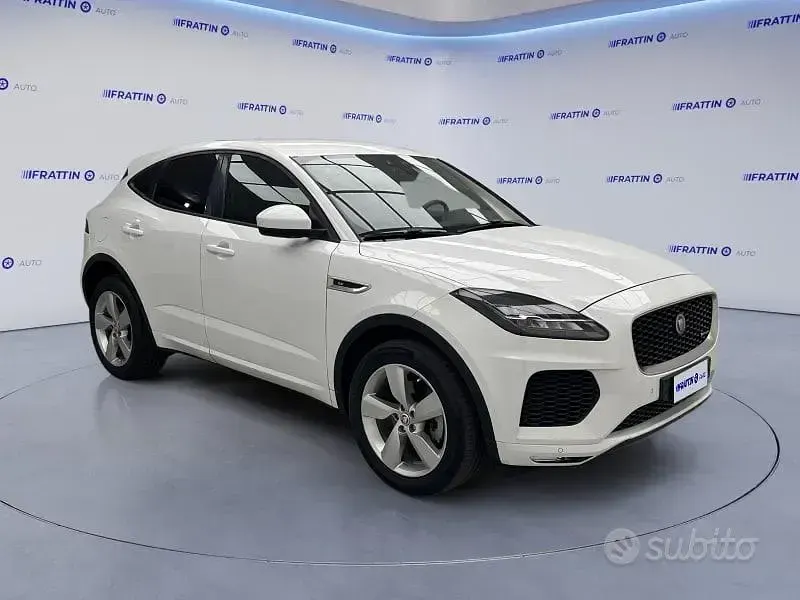 Usata Jaguar E-Pace R-Dynamic 180 CV (132 kW) 2018 Bianco SUV