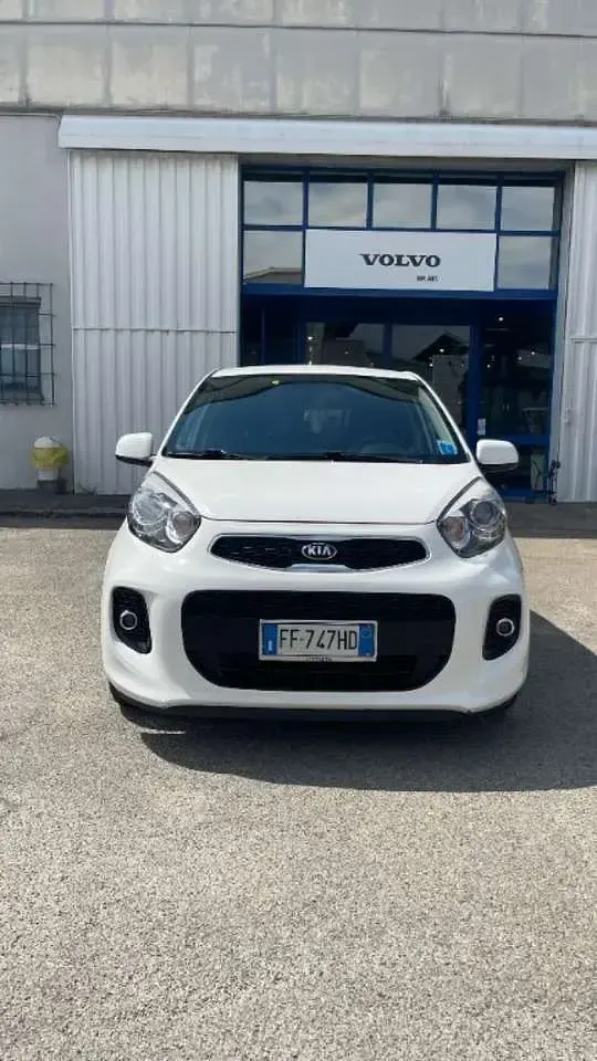 Usata Kia Picanto 69 CV (50 kW) 2016 Bianco Utilitaria