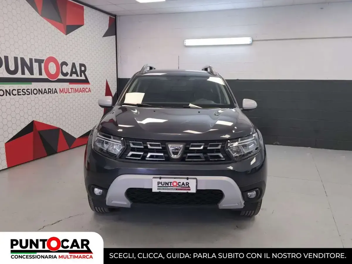 Usata Dacia Duster Journey 101 CV (74 kW) 2022 Grigio SUV