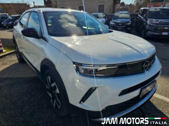 Usata Opel Mokka-e Elegance 100 kW (136 CV) 2022 Bianco pastello SUV