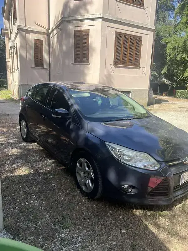 Usata Ford Focus 95 CV (69 kW) 2013 Berlina