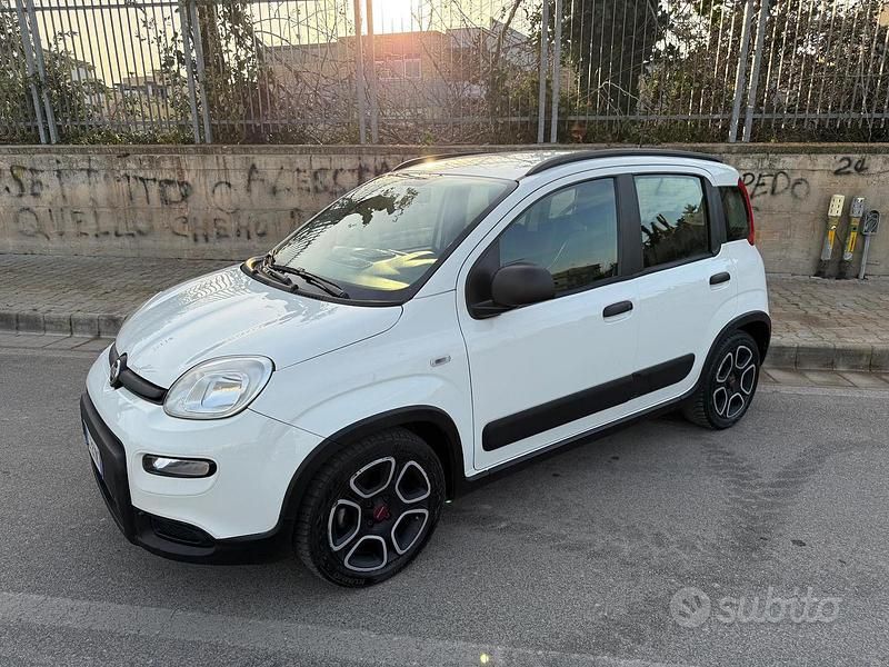 Usata Fiat Panda 70 CV (51 kW) 2021 Bianco Utilitaria